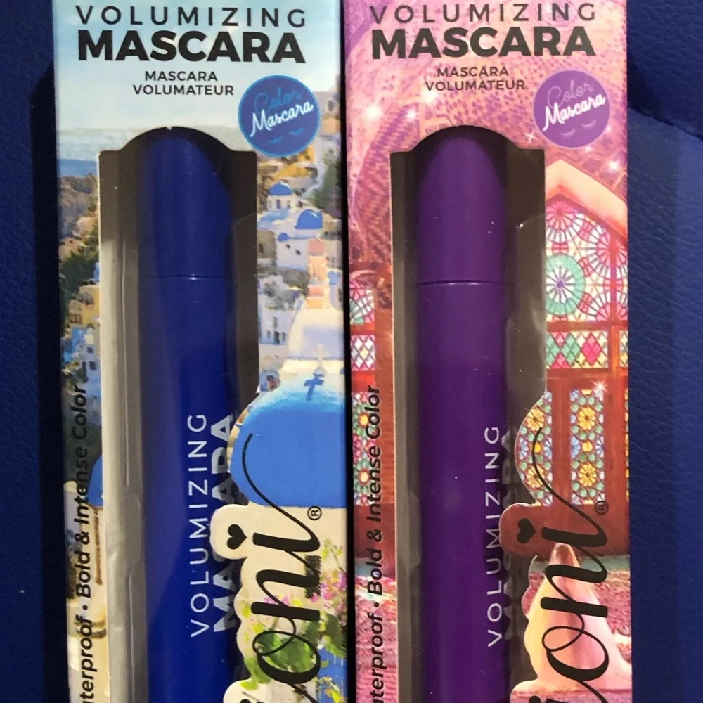 2 volumizing blue & purple colored long lasting waterproof bold intense mascaras